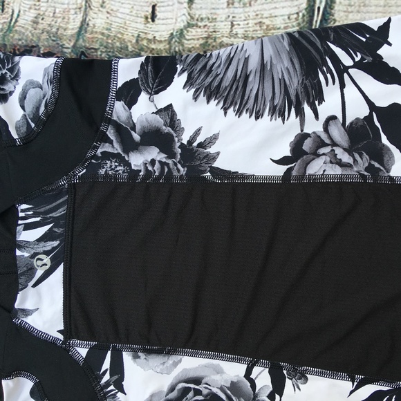 Lululemon Floral Yoga Tank - Picture 3 of 8